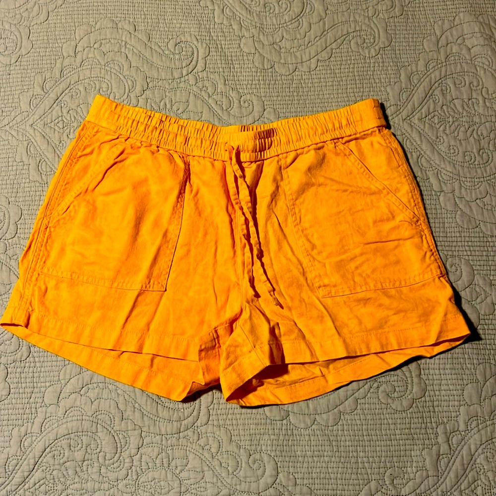 Linen shorts